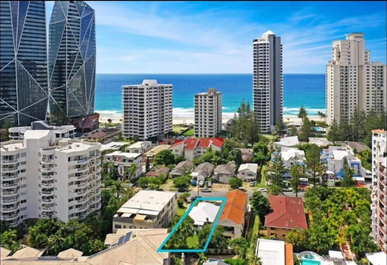 Beach House 100Ms To Beach Freshly Renovated All New Appliances Gold Coast